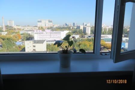 Smart-House Smart Kvartira S Kukhnei Vozle Metro. Kiew Exterior foto